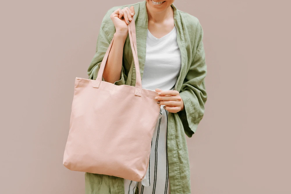 Tote bag