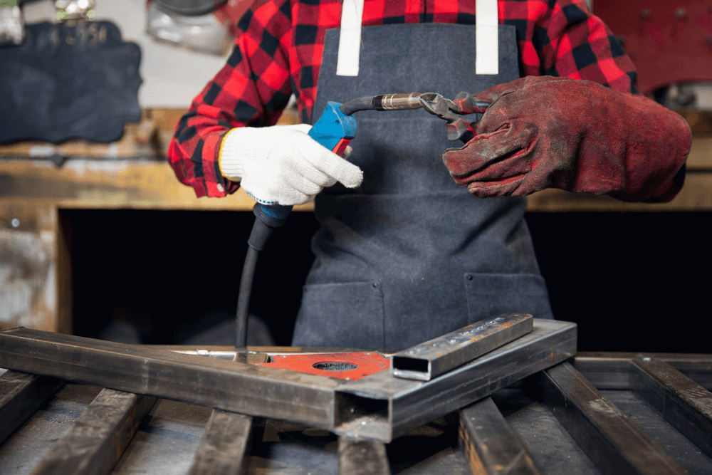 Welding aprons